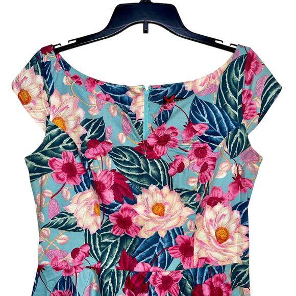 Hell Bunny Fit & Flare Dress Retro Hawaiian - Picture 2 of 9